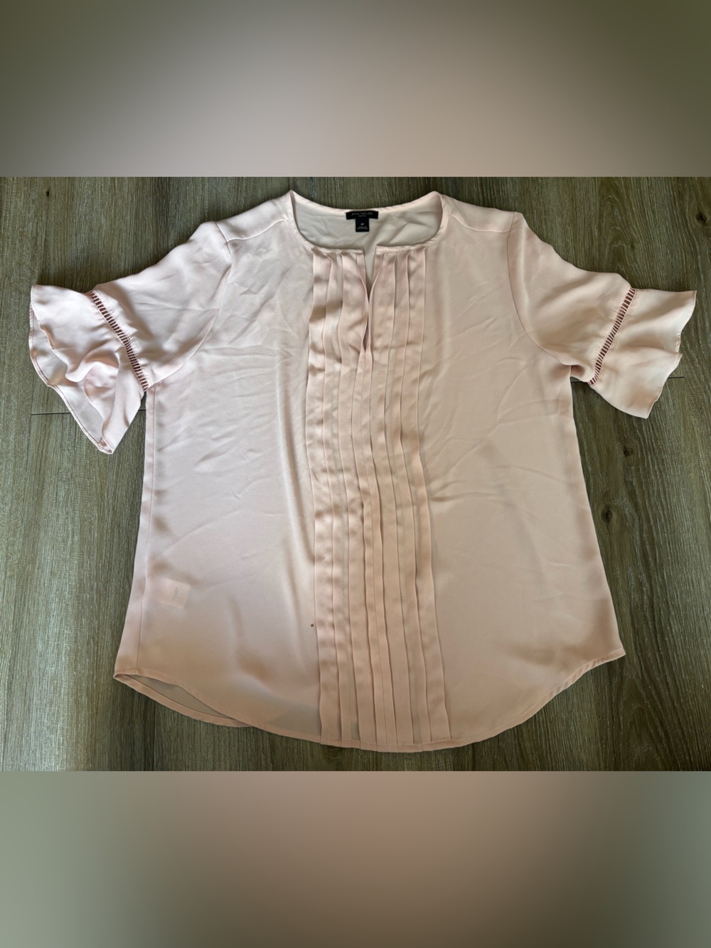 Ann Taylor Blush Pleated Front Short Sleeve Blouse